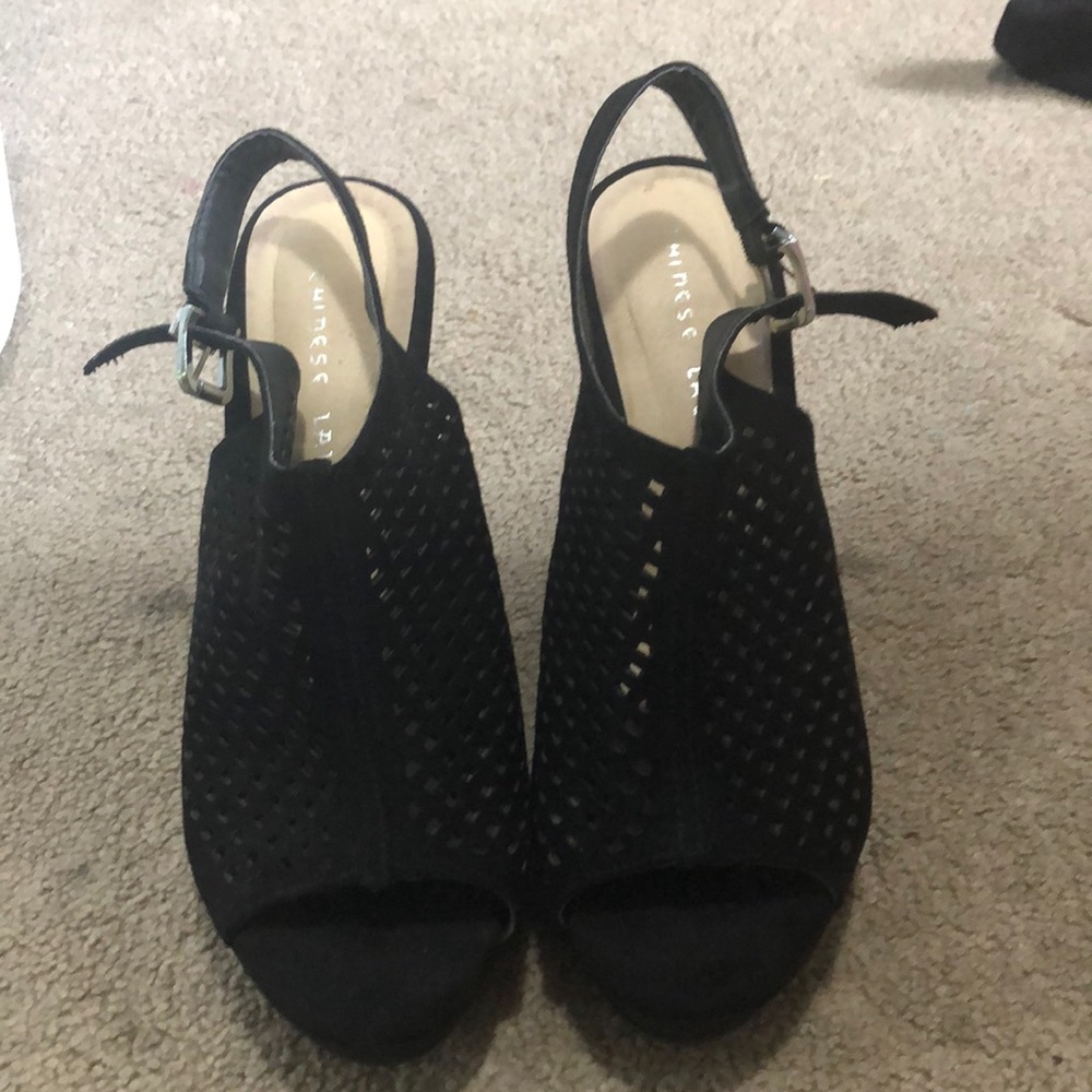 Chinese Laundry Wedges